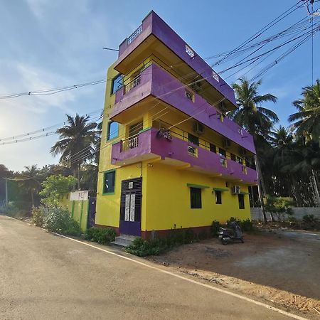 Gratitude Inn, Near Serenity Beach Puducherry Eksteriør billede